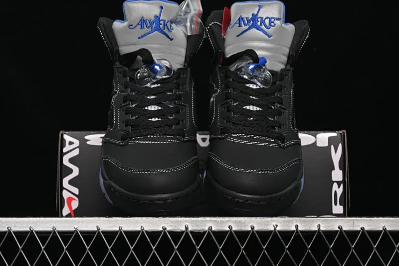 All categories Air Jordan Jordan series basketball shoes Air Jordan 5 OG version Awake NY x Air Jordan 5 "Black Metallic" AJ5 Joe 5 joint model black and gray DV4982-004
